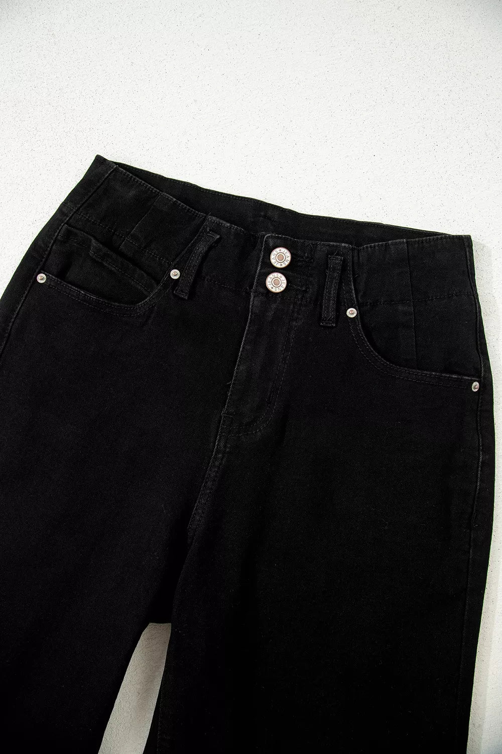 High-Waist Flared Jeans in Black