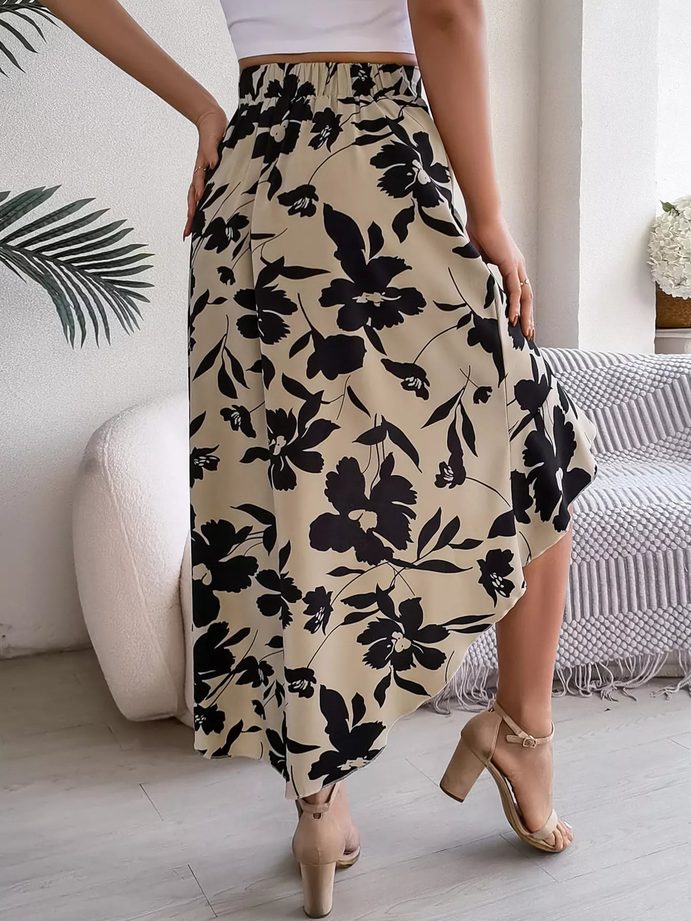 Floral Ruffle Hem Asymmetrical Skirt