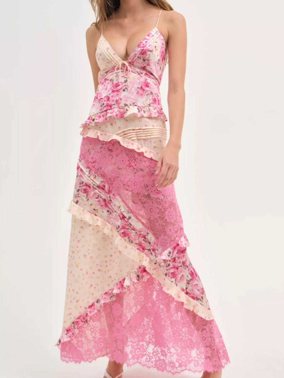 Lace Detail Ruffled V-Neck Maxi Dress