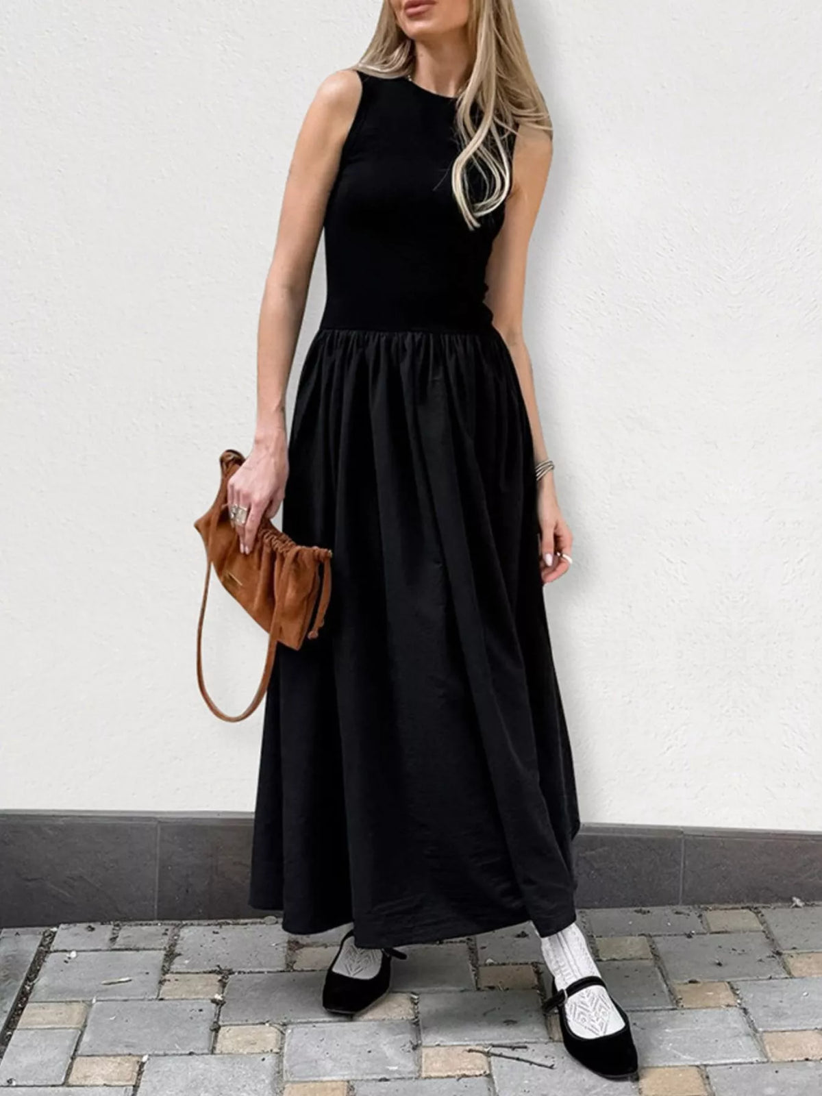 Cutout Detail Maxi Dress in Black