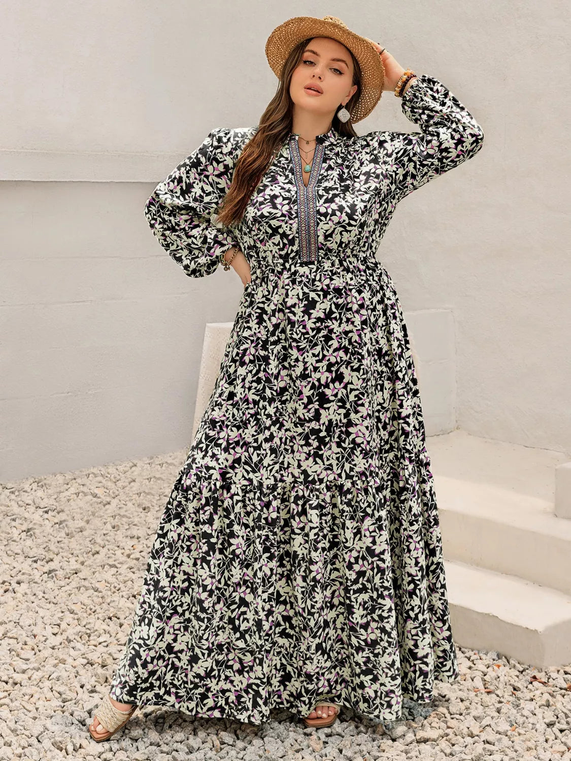 Floral Print Long Sleeve Tiered Maxi Dress in Black