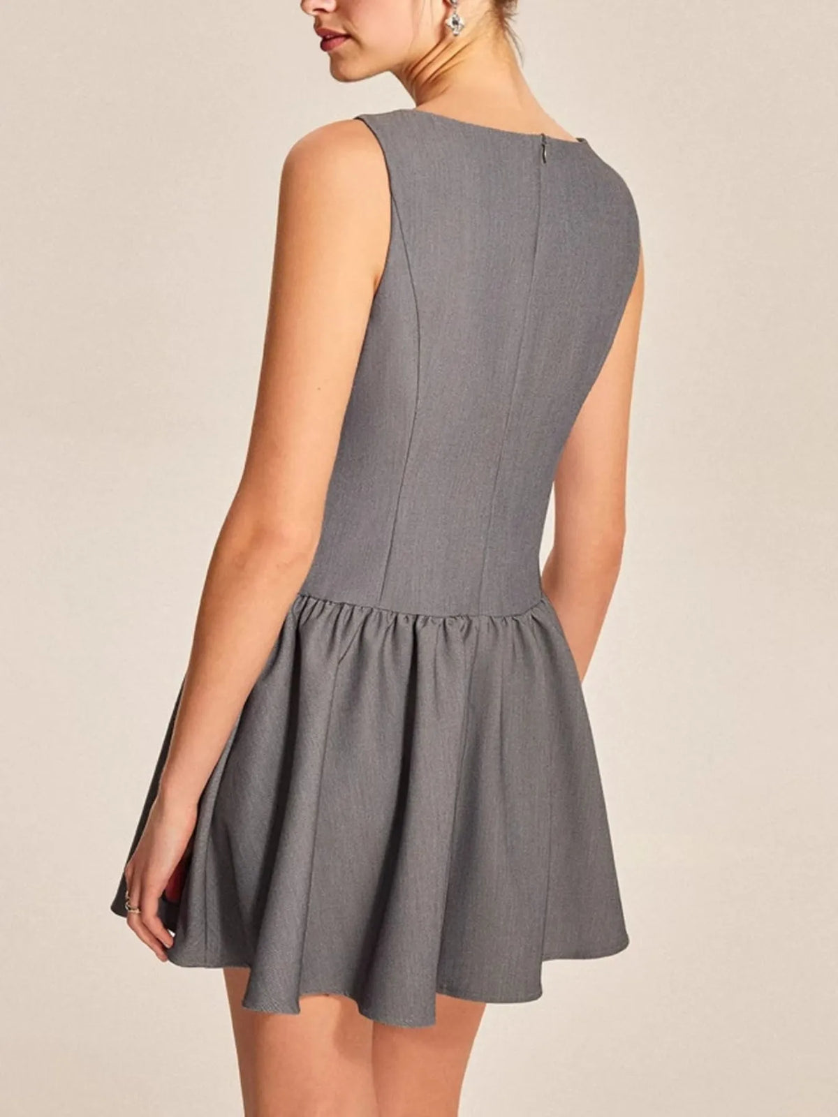 Round-Neck Sleeveless Ruffled Mini Dress in Gray