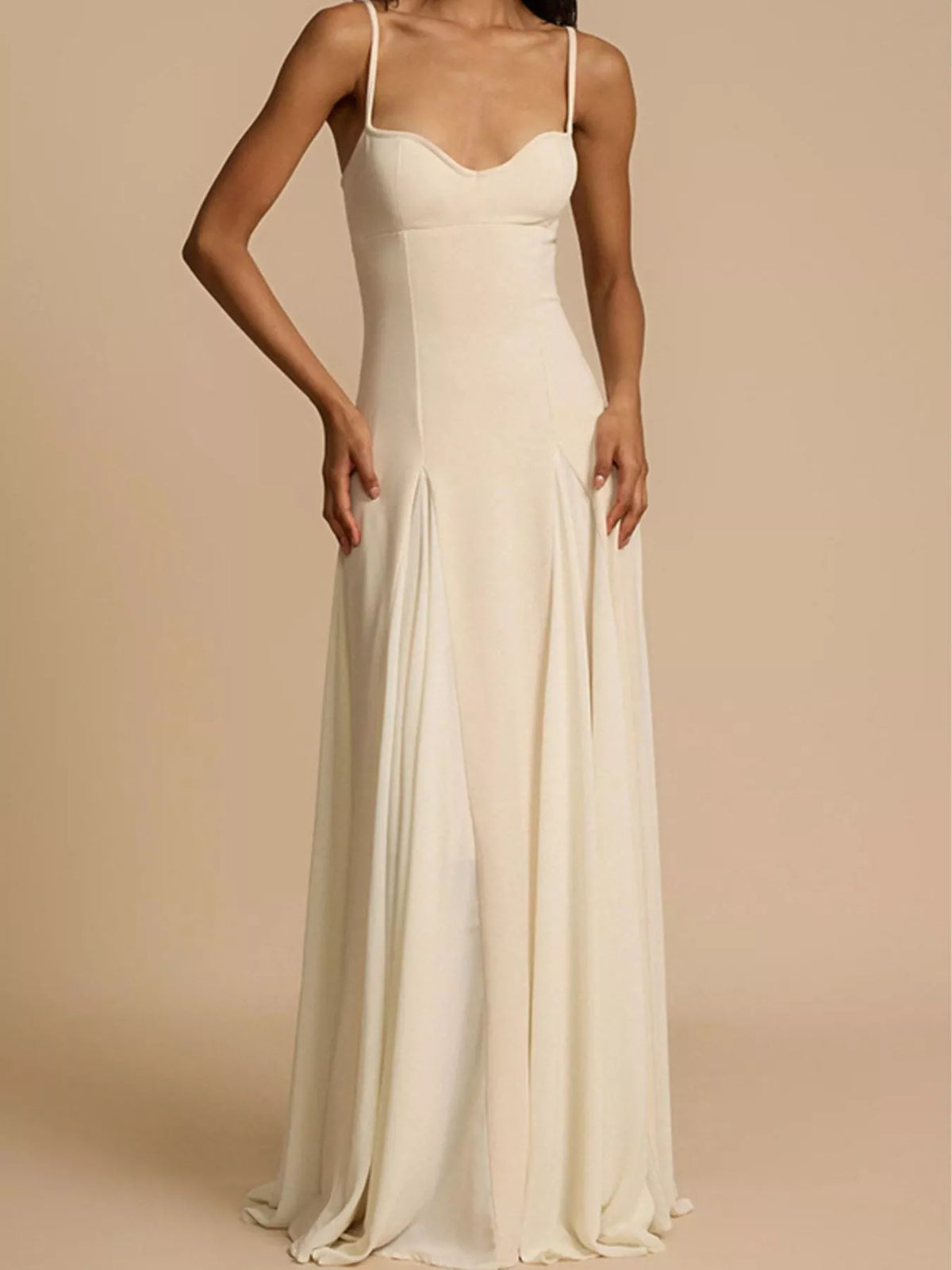Sweetheart Neck Spaghetti Strap Flowy Maxi Dress in White