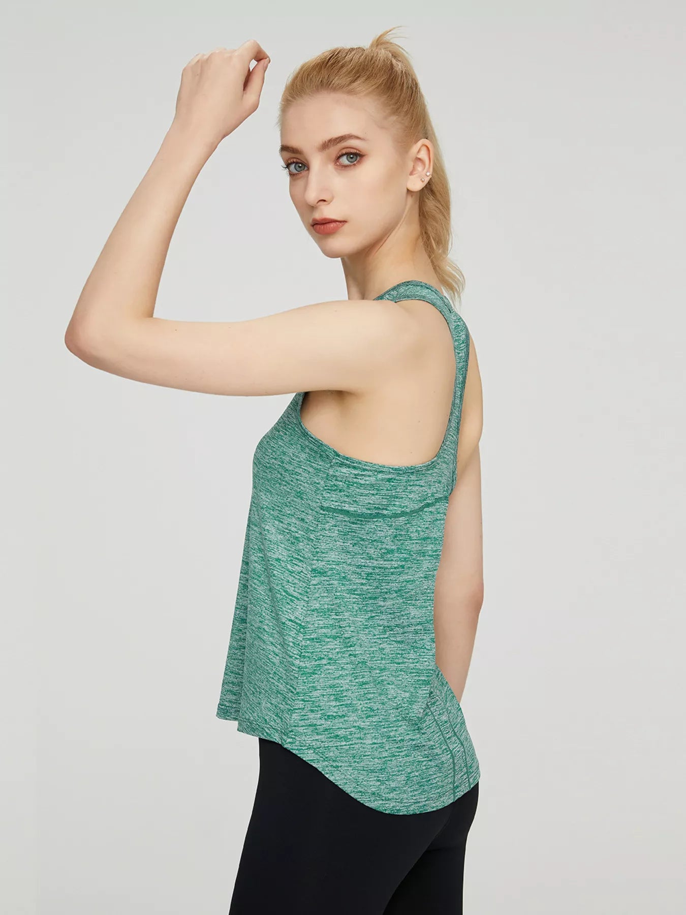 Quick-Drying Active Tank with Seam Detail