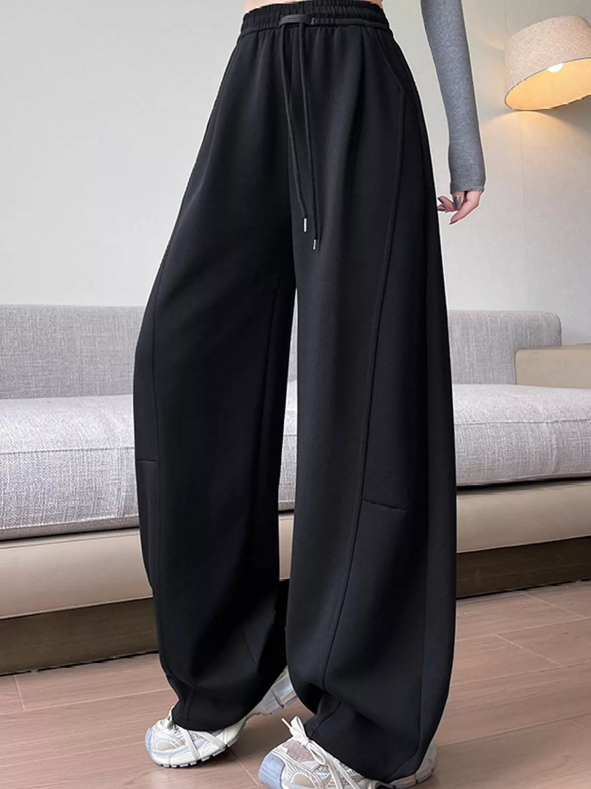 Loose-Fit Wide-Leg Drawstring Sweatpants