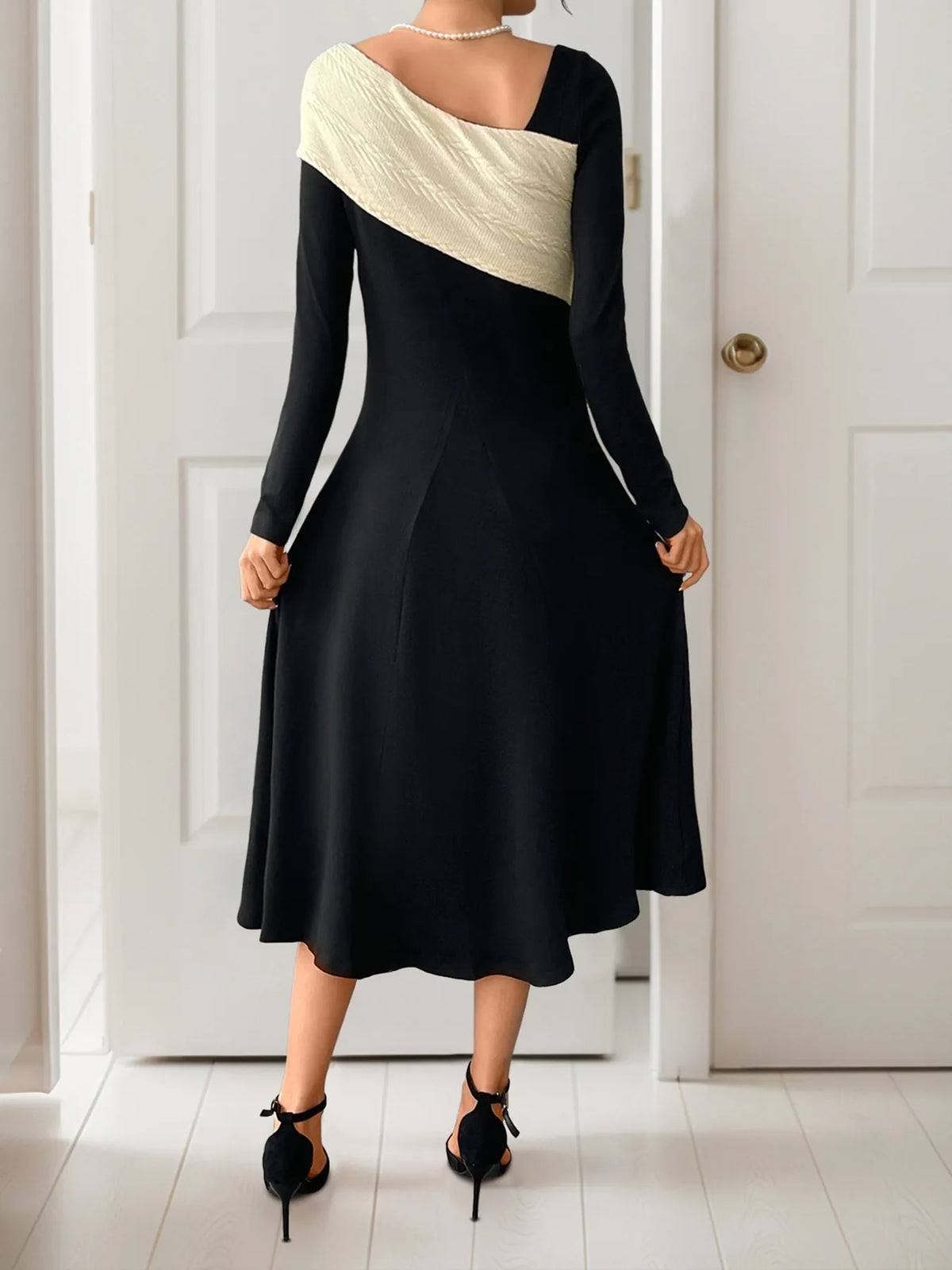 Asymmetrical Contrast Long Sleeve Dress in Black