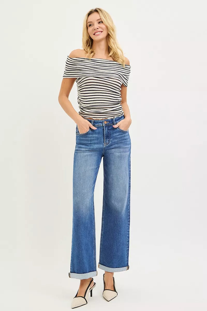 Risen Relaxed Fit Ankle Straight Jeans in Medium Wash