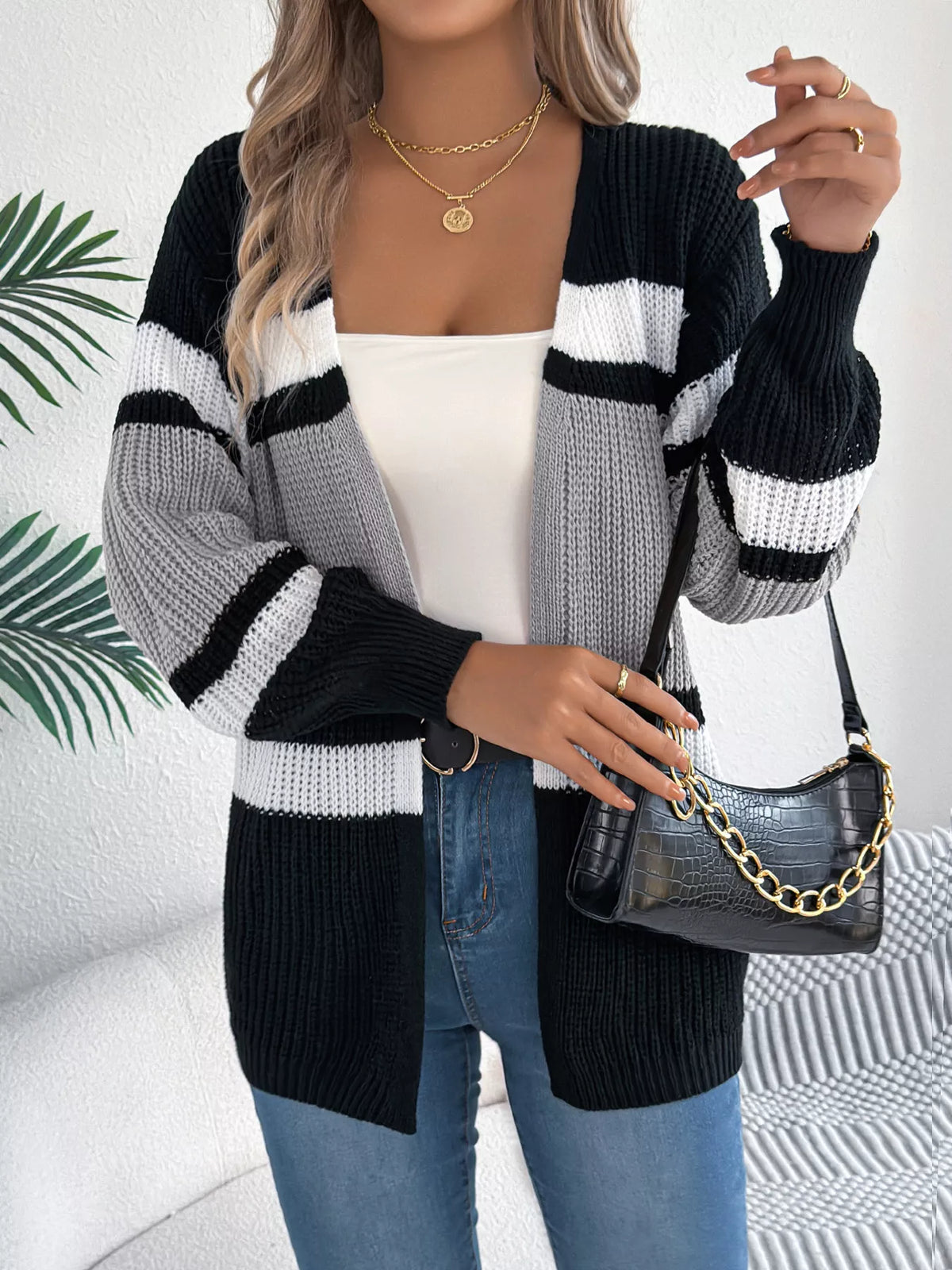 Color Block Open Front Knit Cardigan by Clise