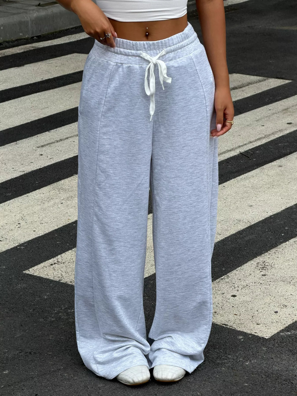 Drawstring Wide-Leg Pants in Gray/White