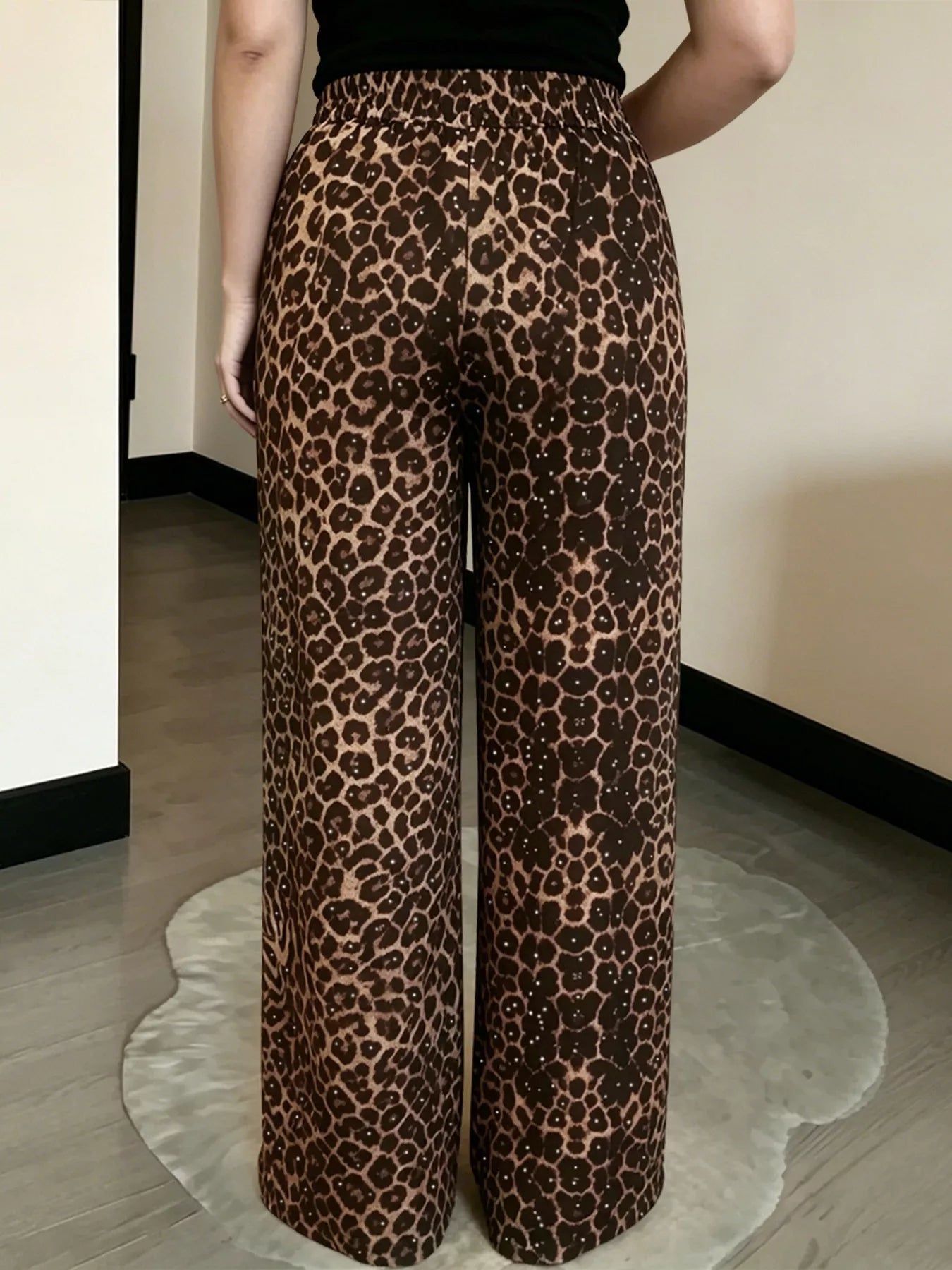Drawstring Wide-Leg Pants with Pockets