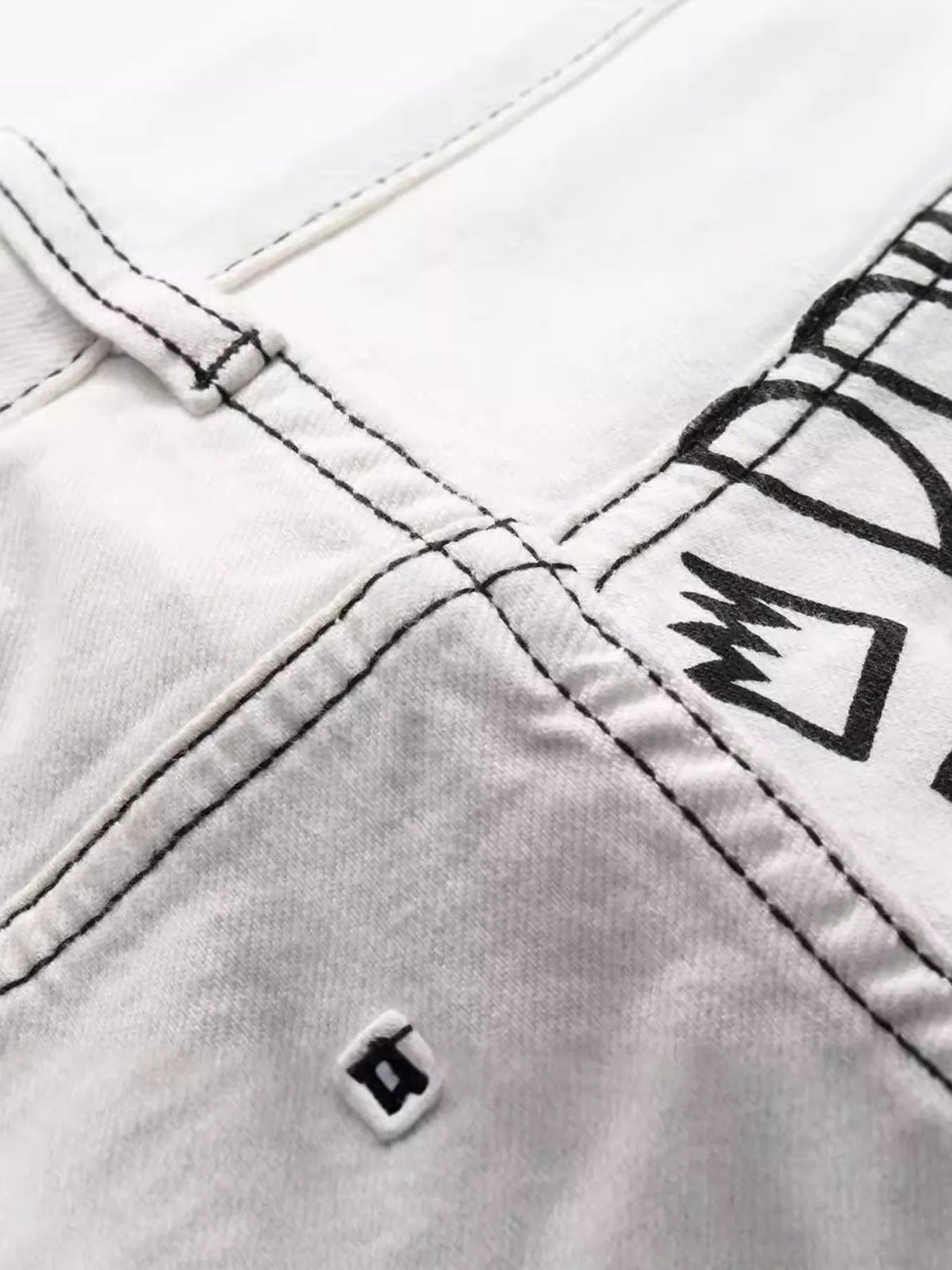 Graffiti Print Slim Fit Jeans in White