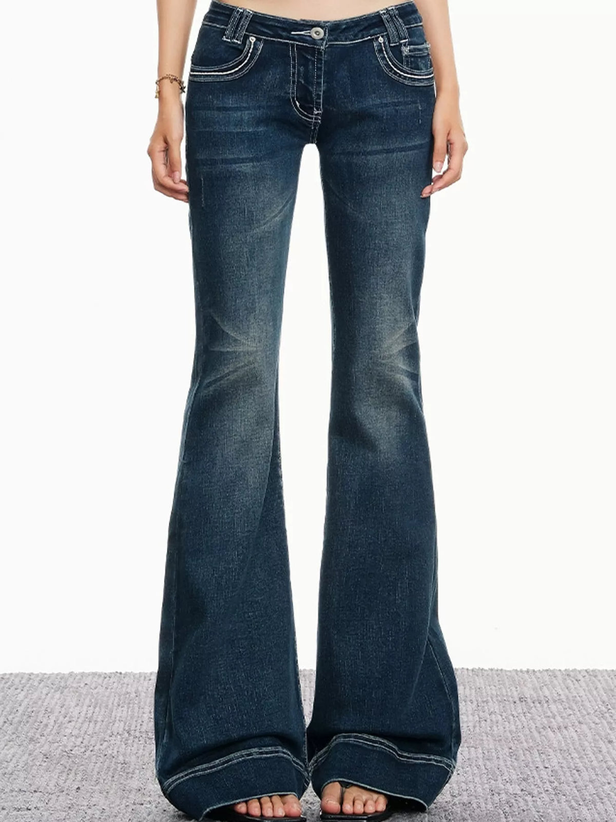 Low-Rise Flared Jeans with Contrast Stitching in Vintage Blue