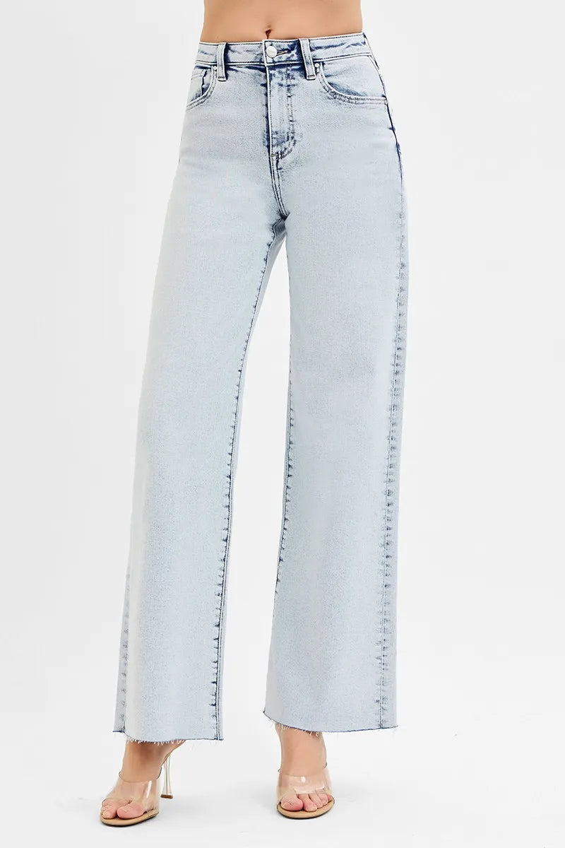 Risen High Rise Wide Leg Jeans in Light Wash