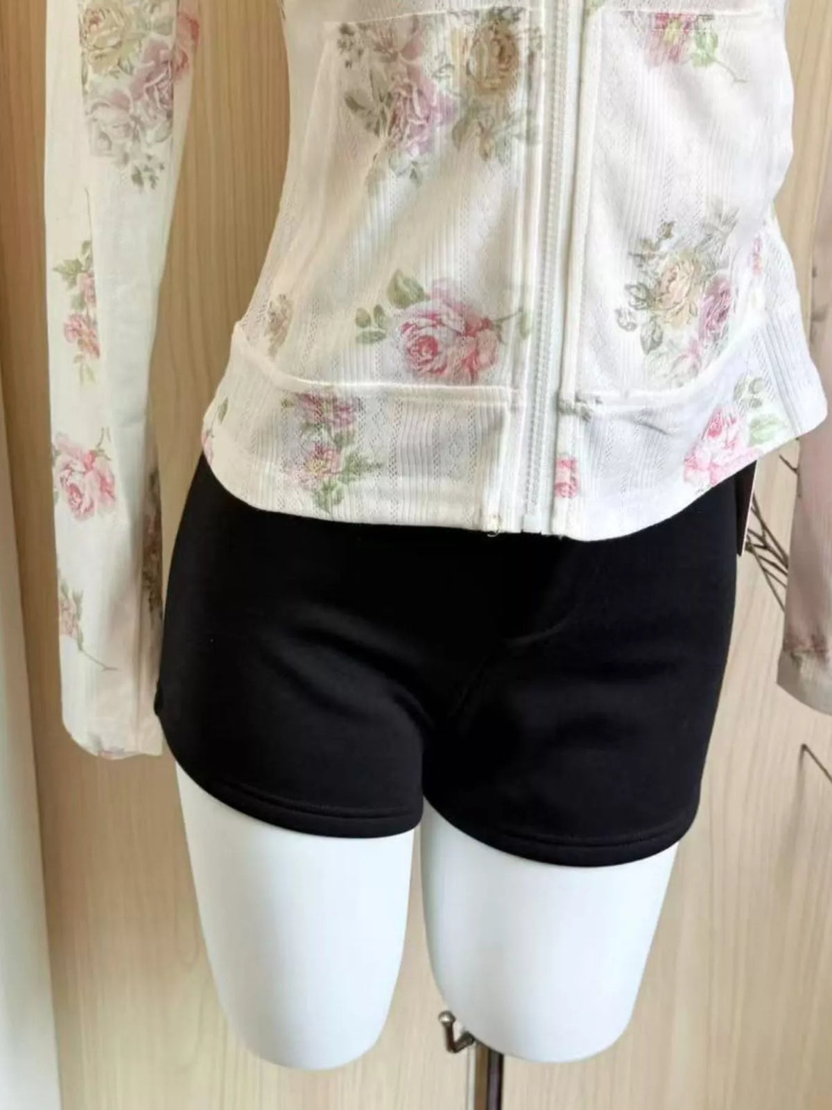 Vintage Floral Zip-Up Hoodie in White