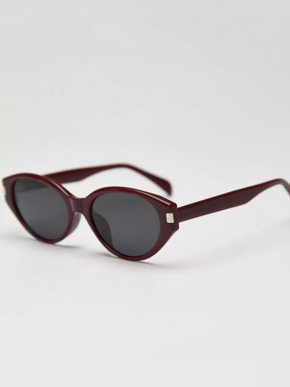Ilussa Lightweight Cat-Eye Sunglasses