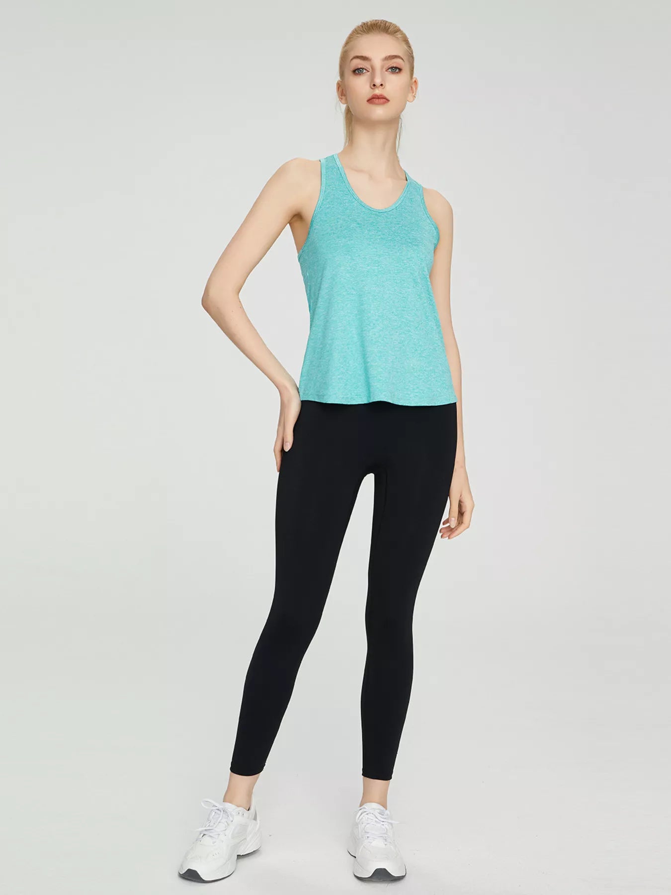 Quick-Drying Active Tank with Seam Detail