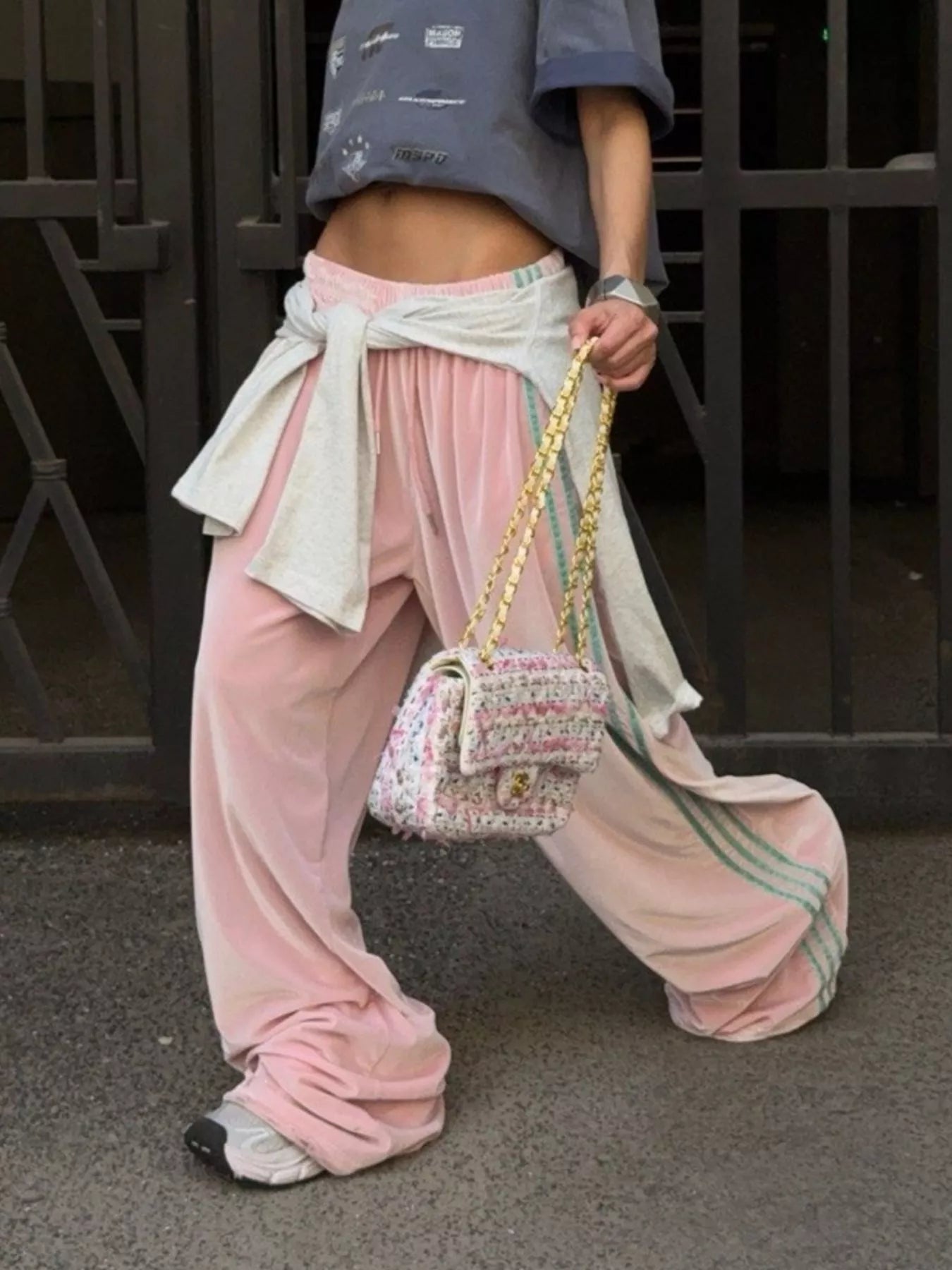 Contrast Stripe Wide-Leg Pants