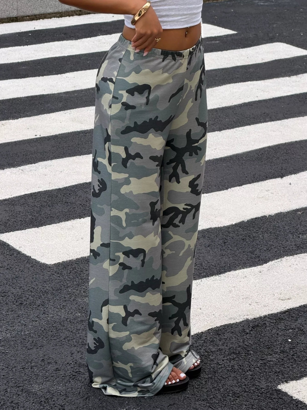 Wide-Leg Casual Pants in Green Camouflage