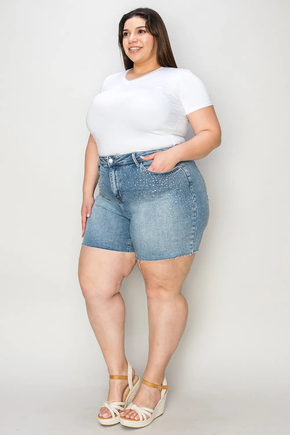 Judy Blue High Waist Raw Hem Shorts in Medium Wash