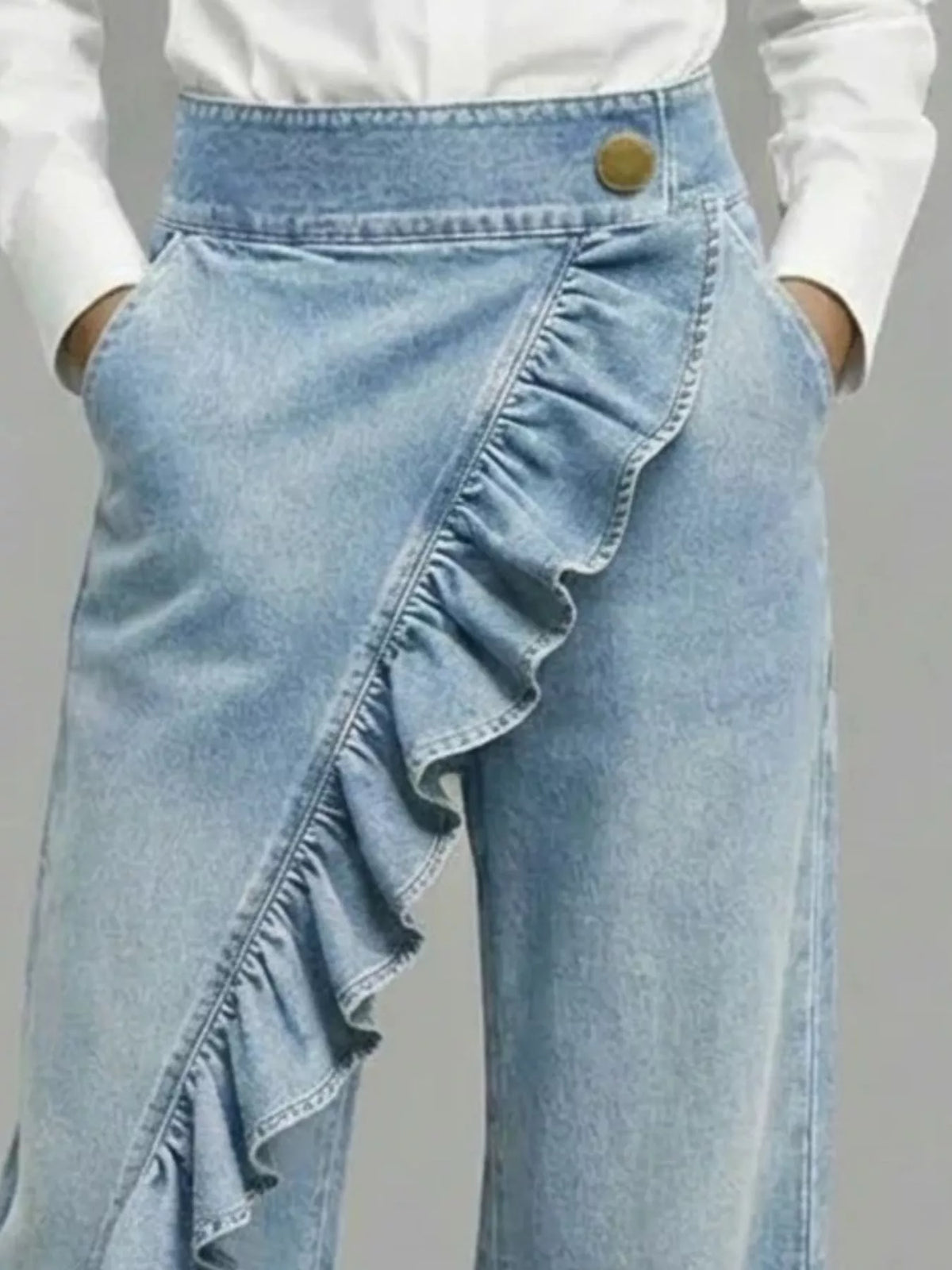 Ruffled Wide-Leg Jeans