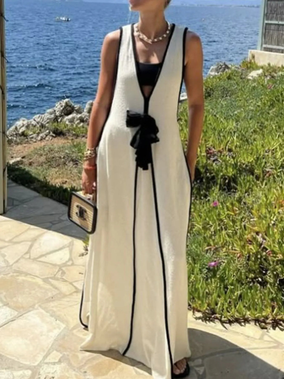 Contrast Trim Sleeveless Maxi Knit Dress in Ivory