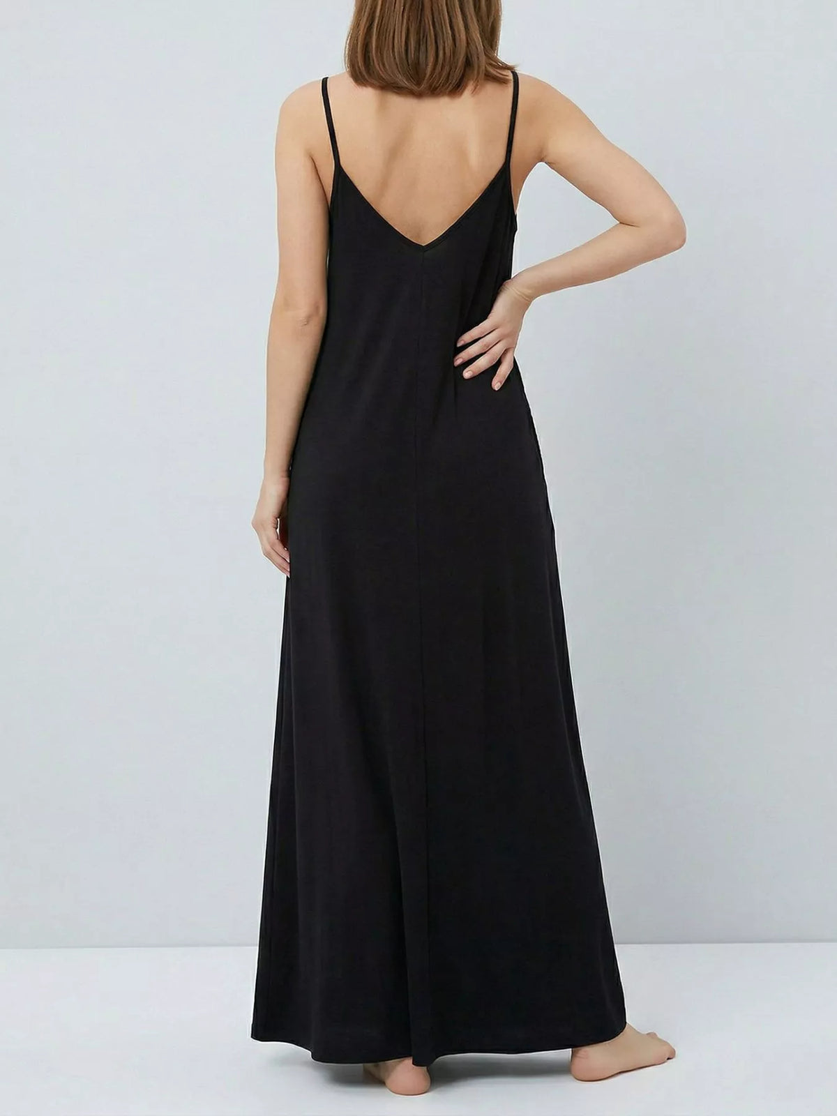 Sleeveless V-Neck Maxi Dress with Pockets in Black