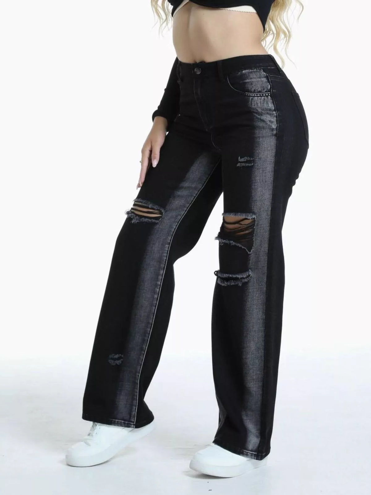 Distressed Wide-Leg Jeans in Black
