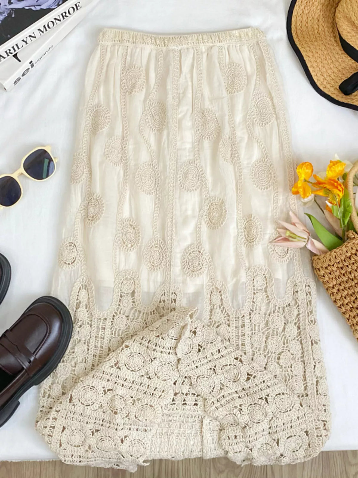 Lace Elastic-Waist Midi Skirt