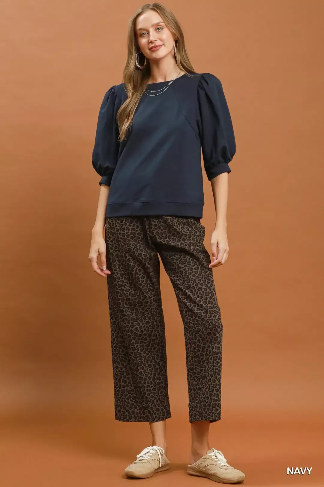 Umgee Puff Sleeve Sweatshirt in Navy