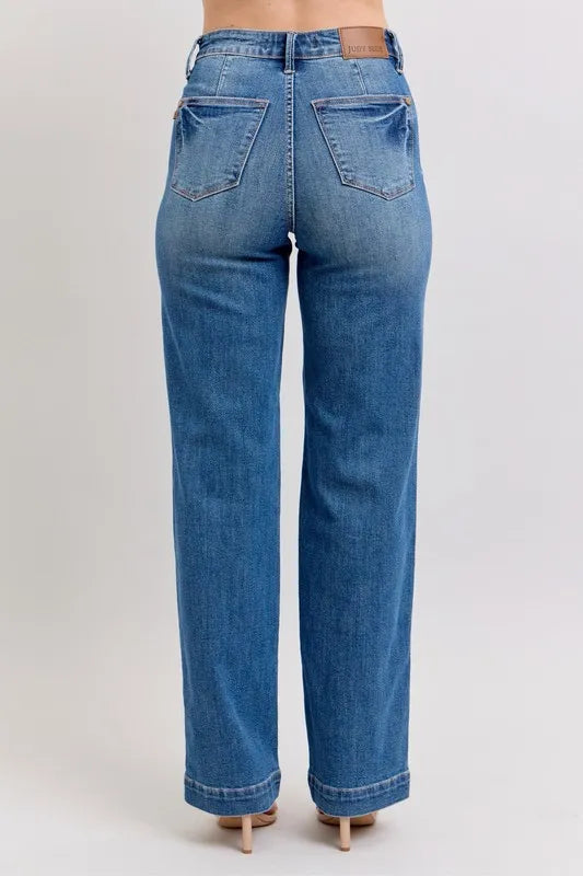Judy Blue Contrast Thread Straight Jeans in Medium Wash in Md