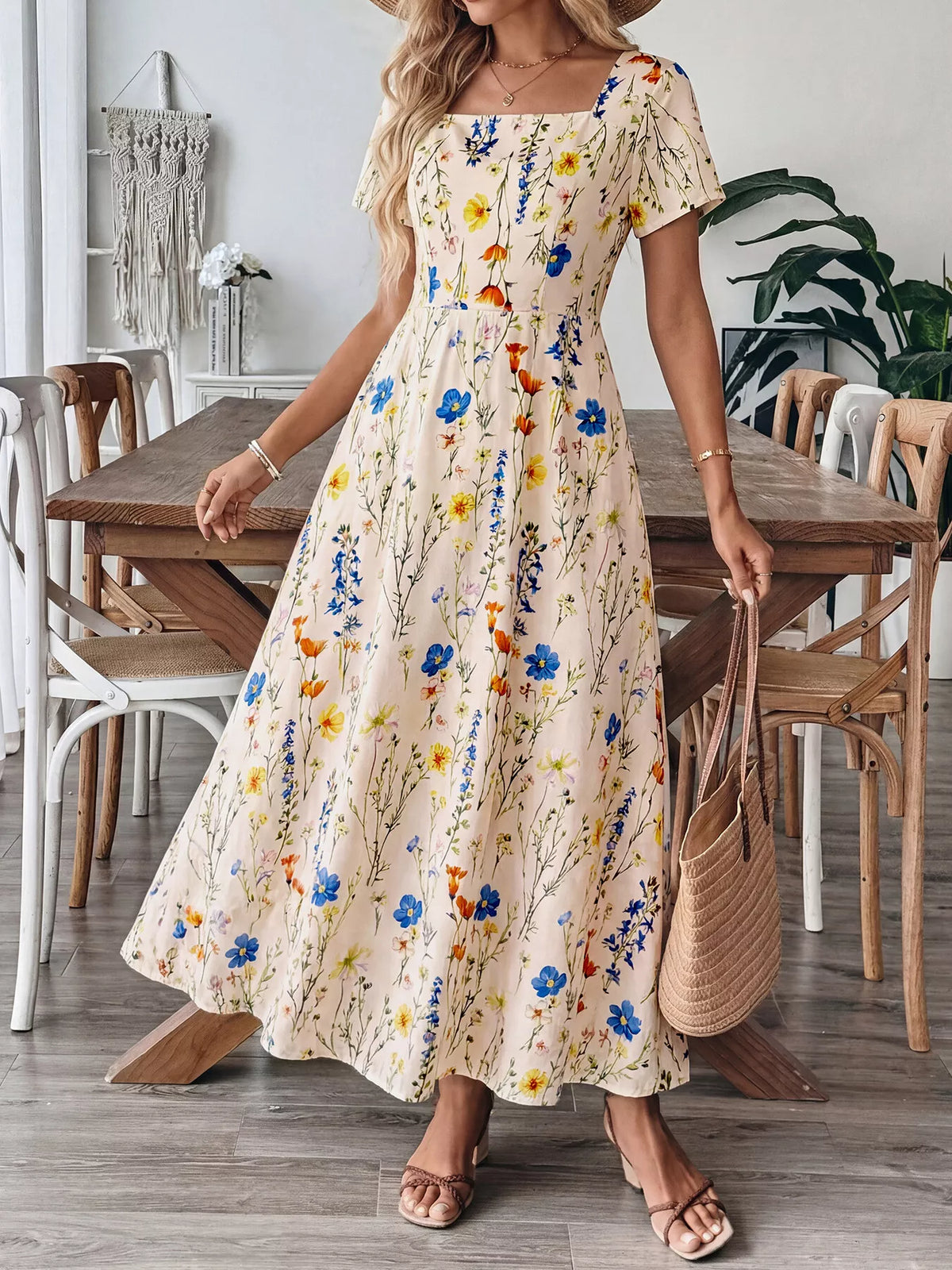 Floral Print Square Neck Maxi Dress in Apricot