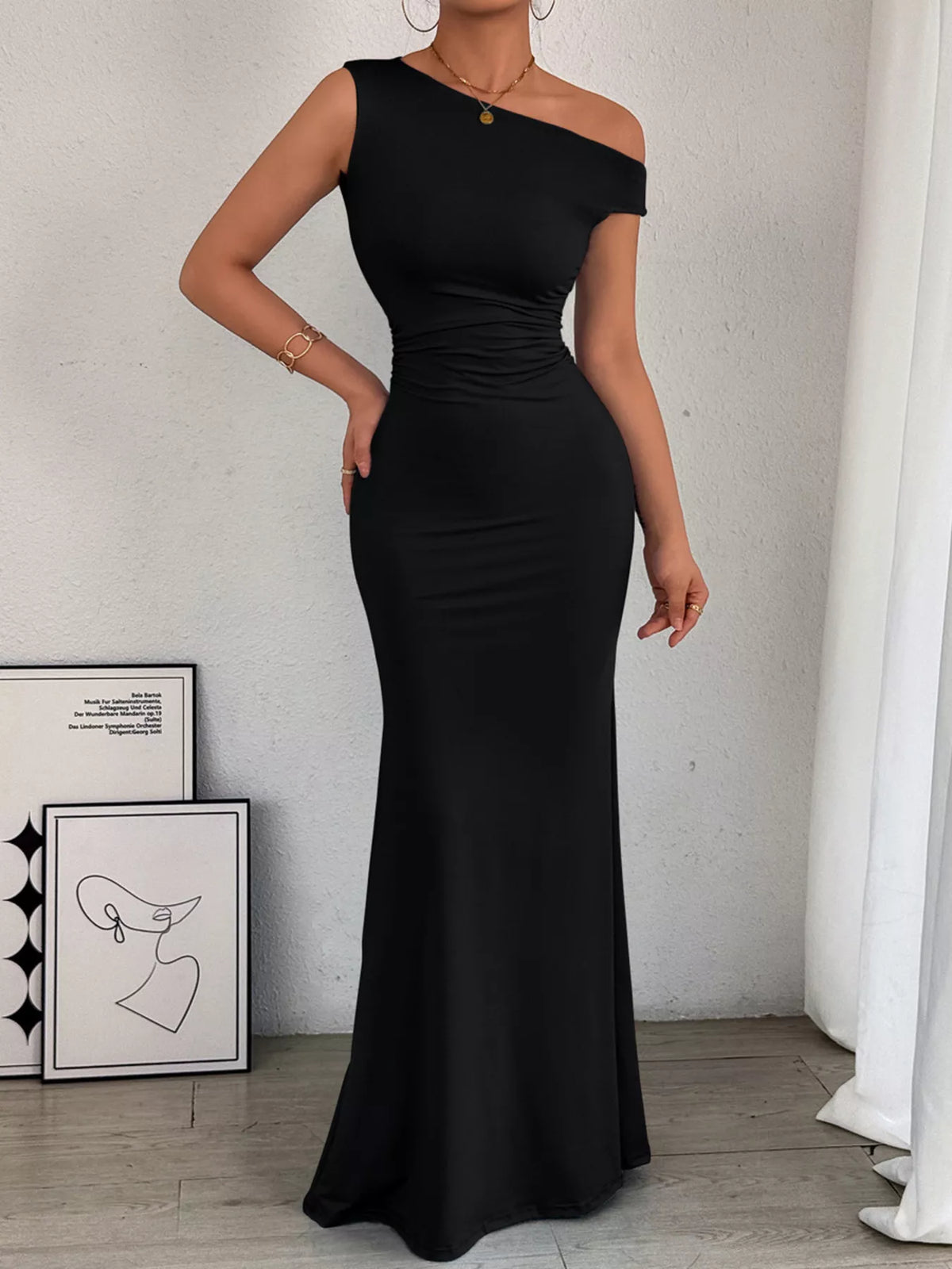 One-Shoulder Ruched Bodycon Maxi Dress