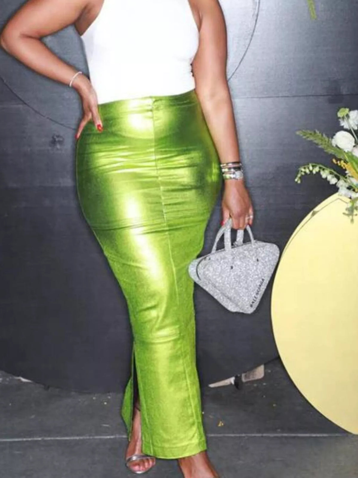 Shimmering Side Slit Bodycon Maxi Skirt in Green