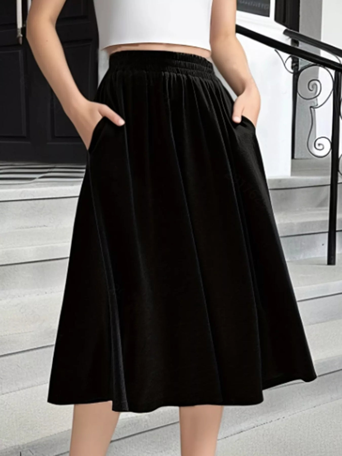 Elastic-Waist A-Line Skirt with Pockets