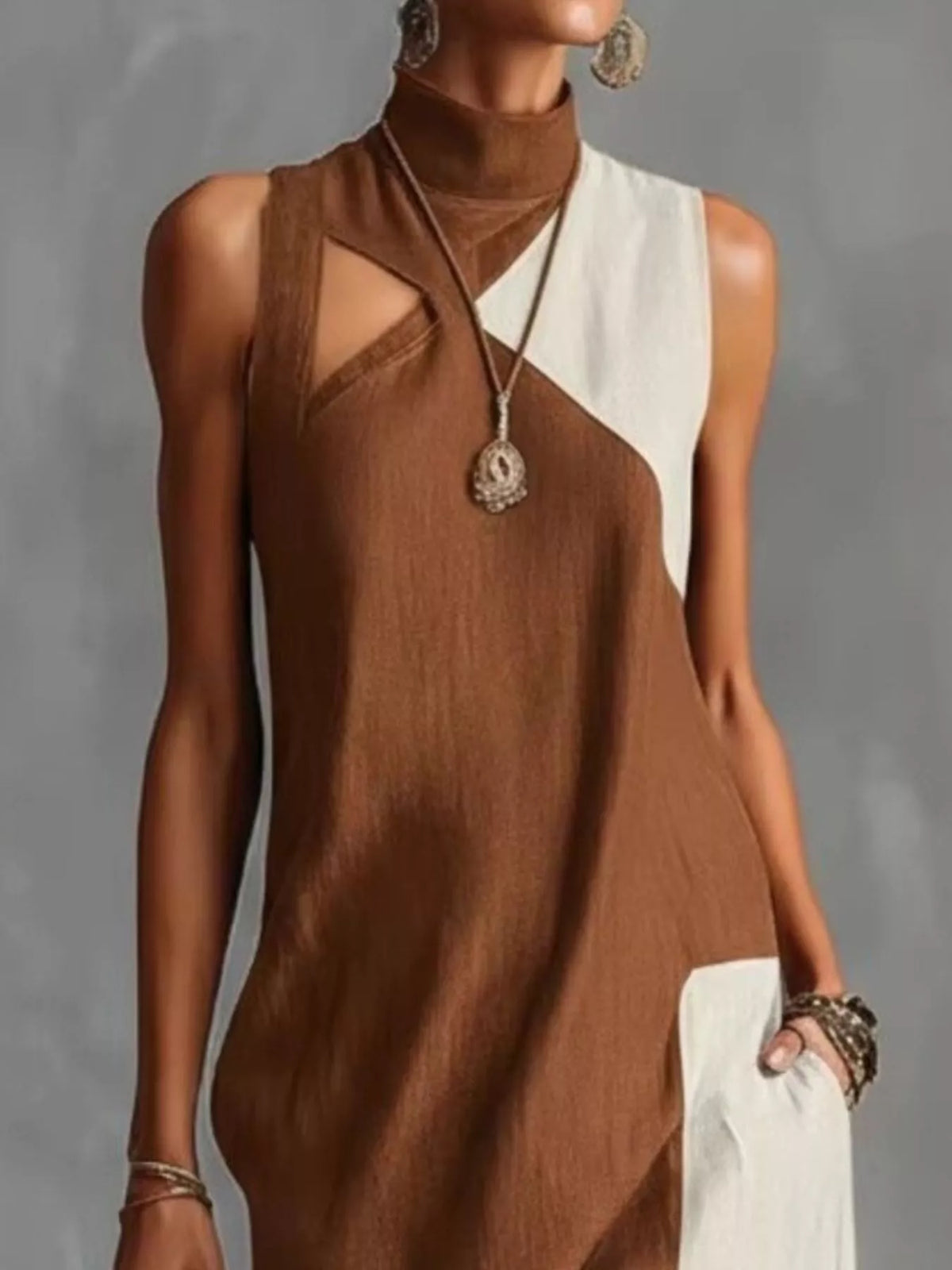 Color Block Mock Neck Sleeveless Maxi Dress