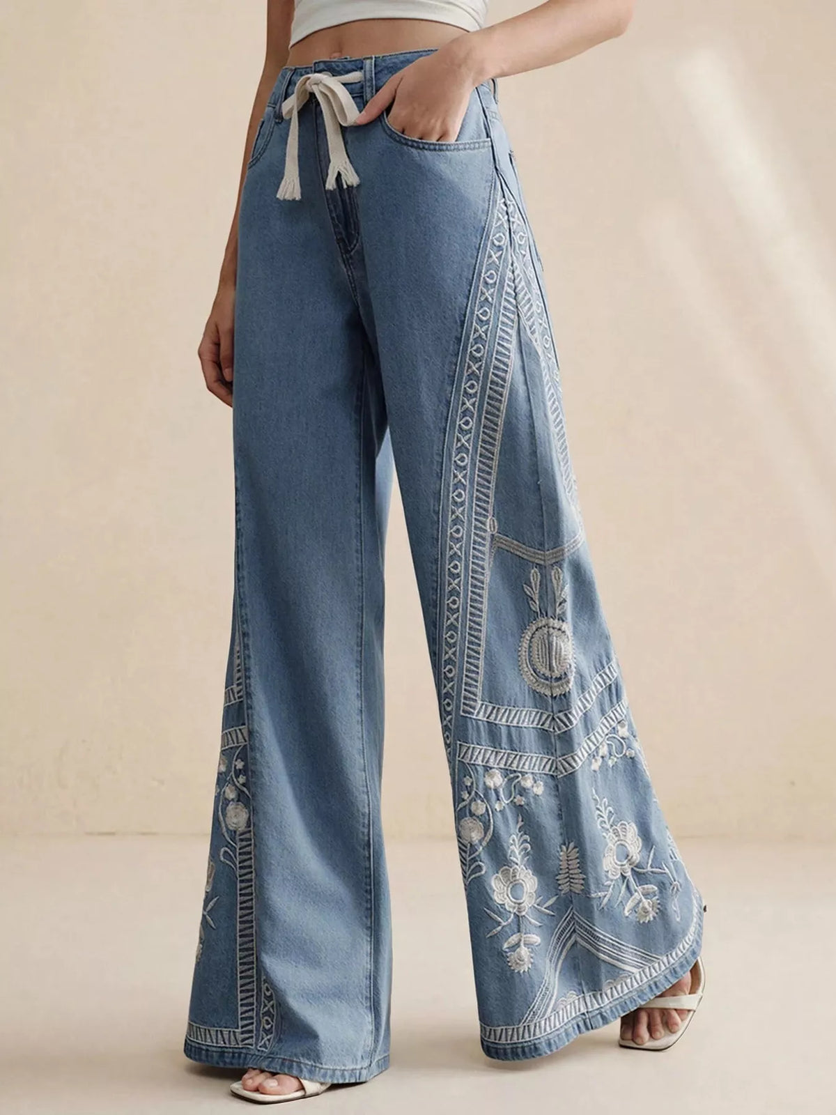 Embroidered Wide-Leg Drawstring Jeans in Blue