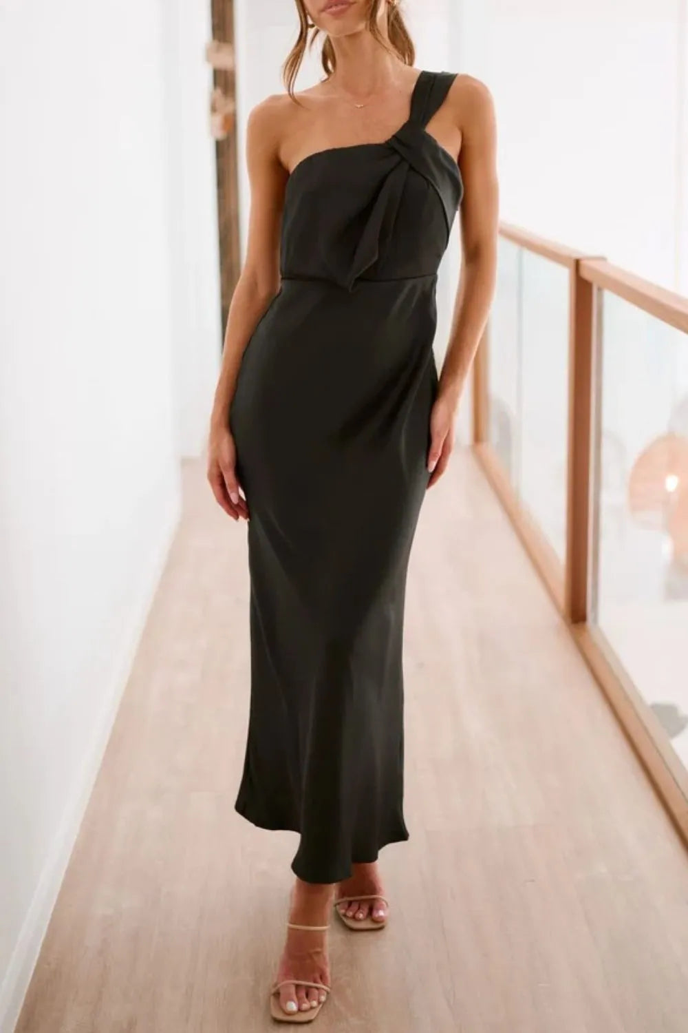 Twisted Single Shoulder Maxi Dress in Black