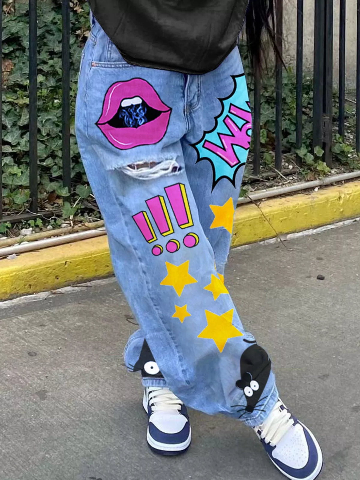 Pop Art Print Loose Fit Jeans in Light Blue