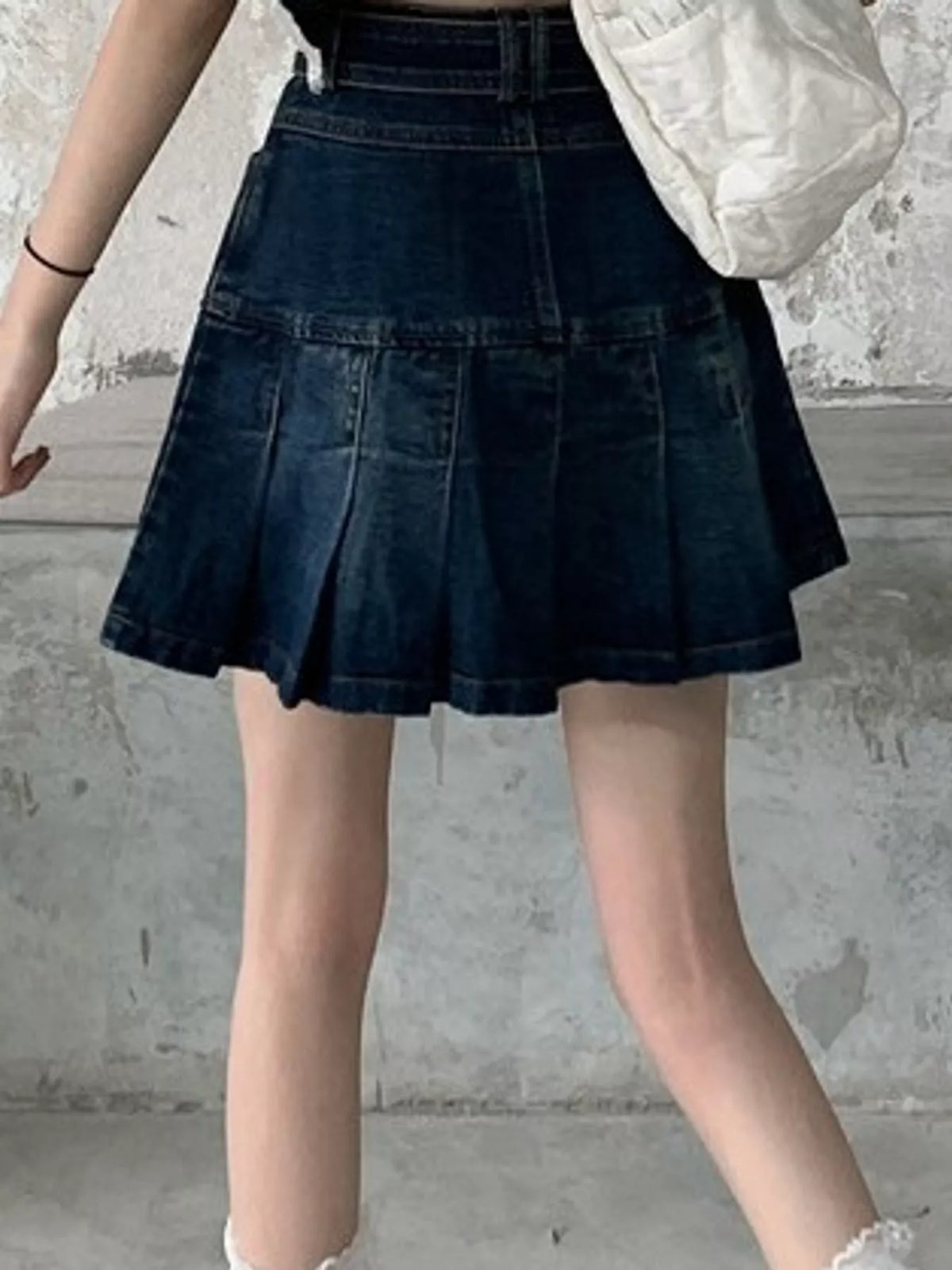 High-Waisted Pleated Denim Skirt in Vintage Blue