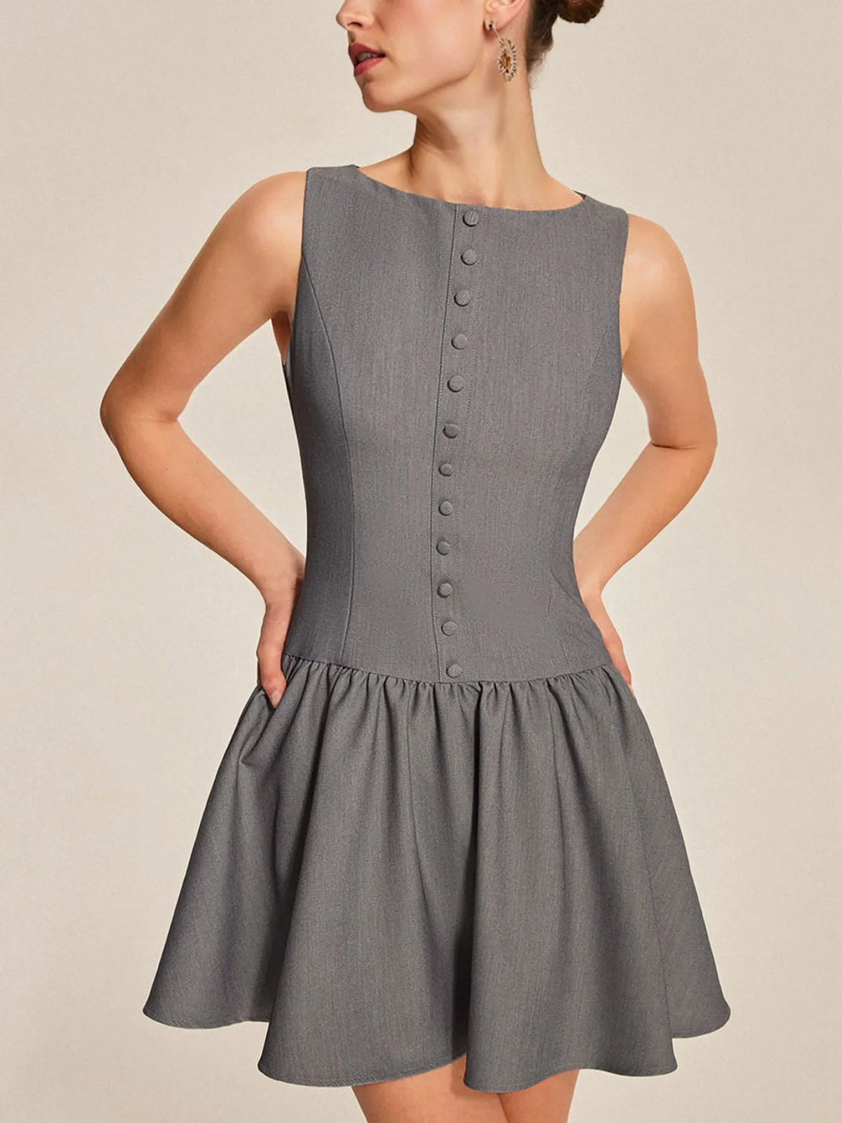 Round-Neck Sleeveless Ruffled Mini Dress in Gray