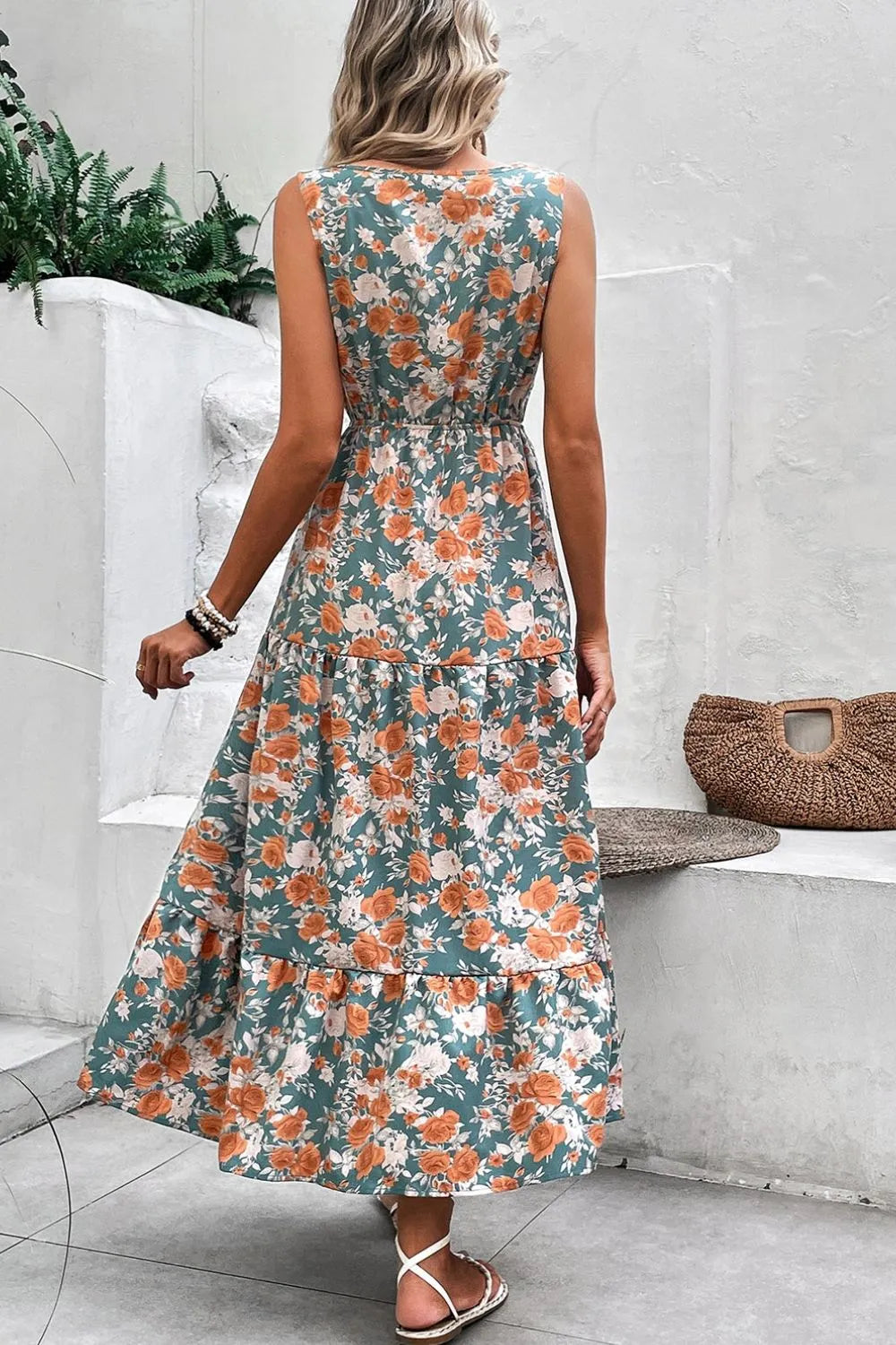 Trimmed V-Neck Tie Waist Dress in Floral