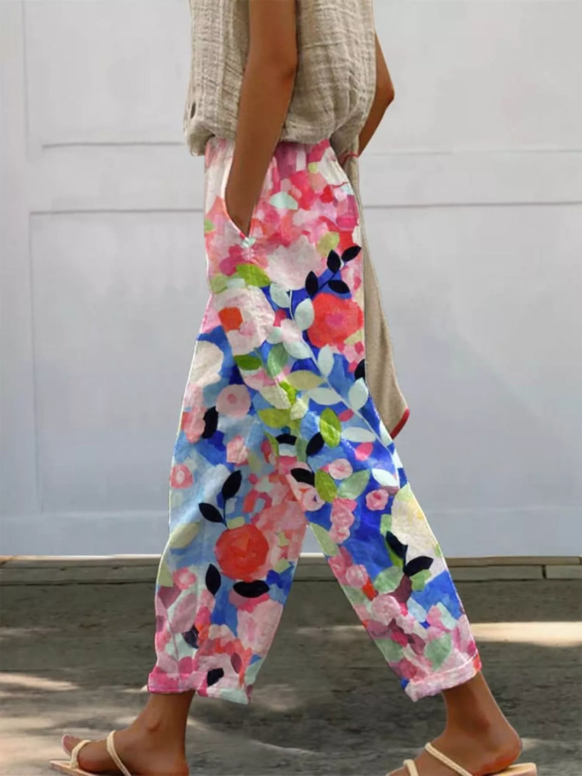 Floral Print Loose-Fit Pants