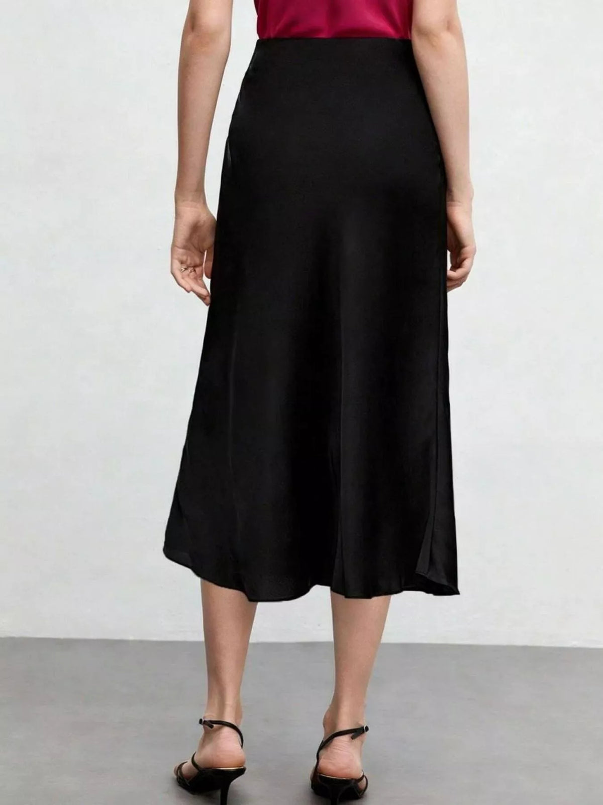 High-Waist Midi Skirt in Black