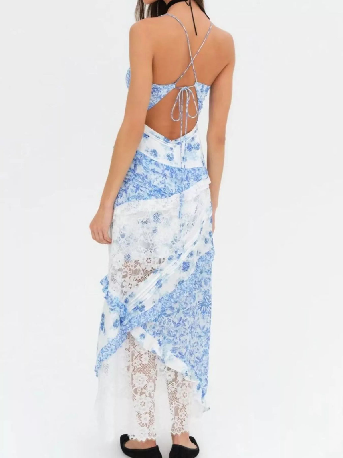 Lace Detail Ruffled V-Neck Maxi Dress