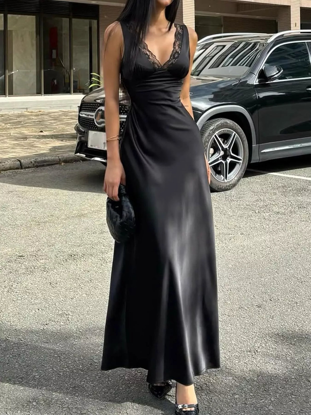 Lace Trim V-Neck Sleeveless Maxi Dress in Black