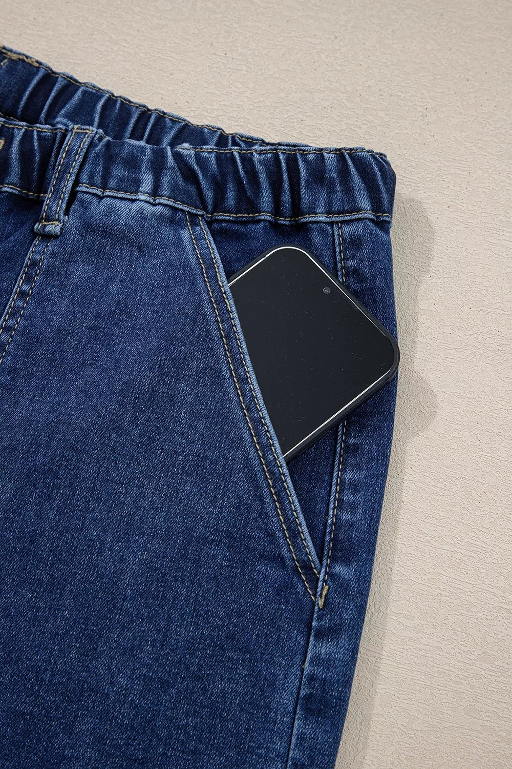 Raw Hem Wide Leg Denim Pants in Medium