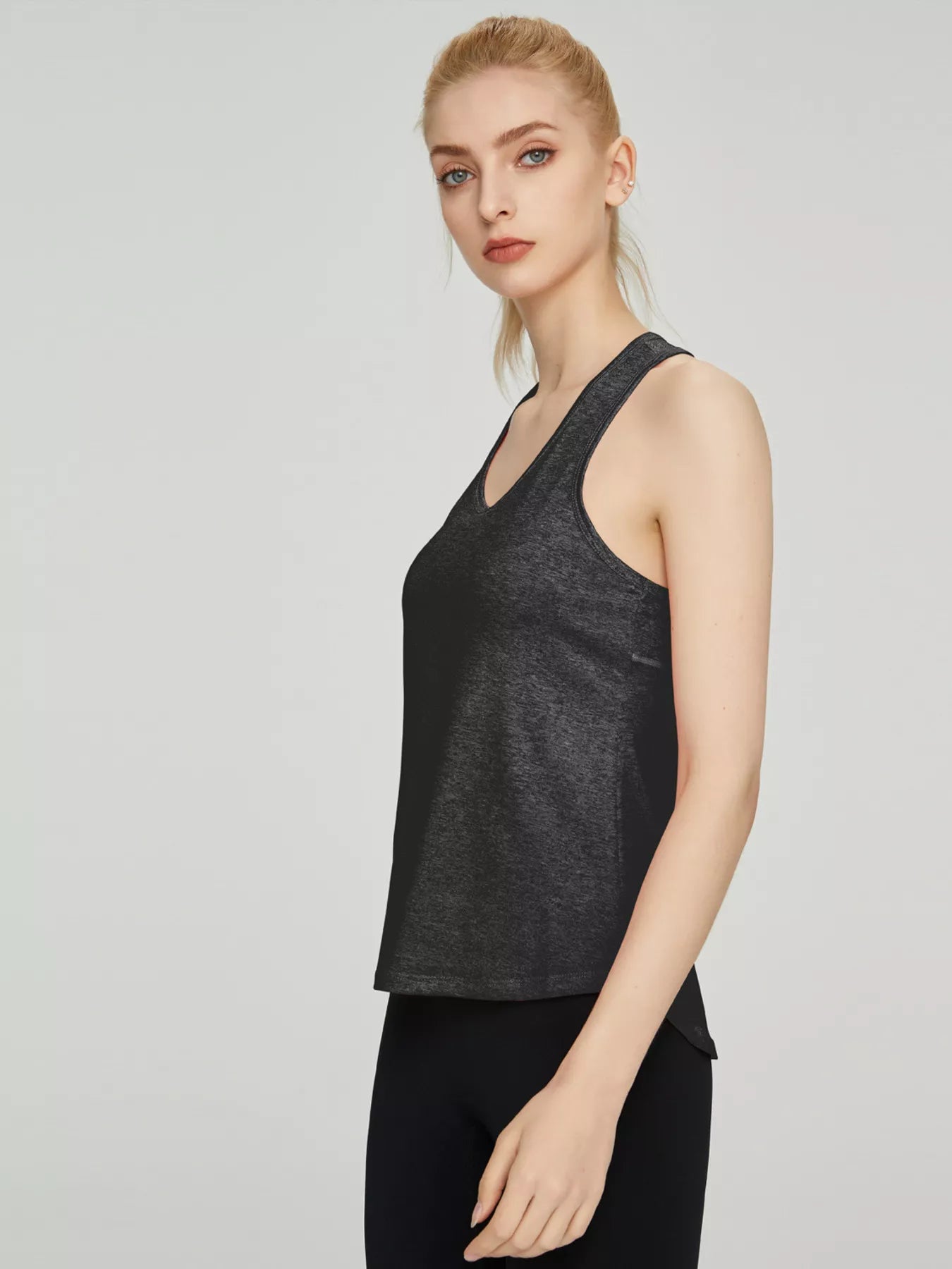Quick-Drying Active Tank with Seam Detail