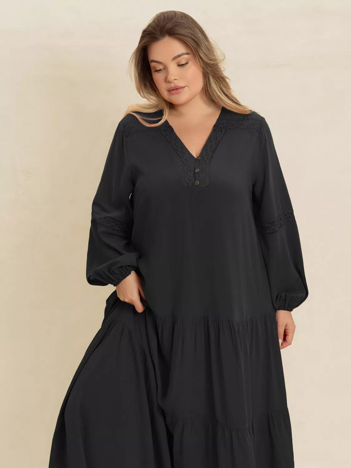 Bohemian Tiered Maxi Dress with Balloon Sleeves