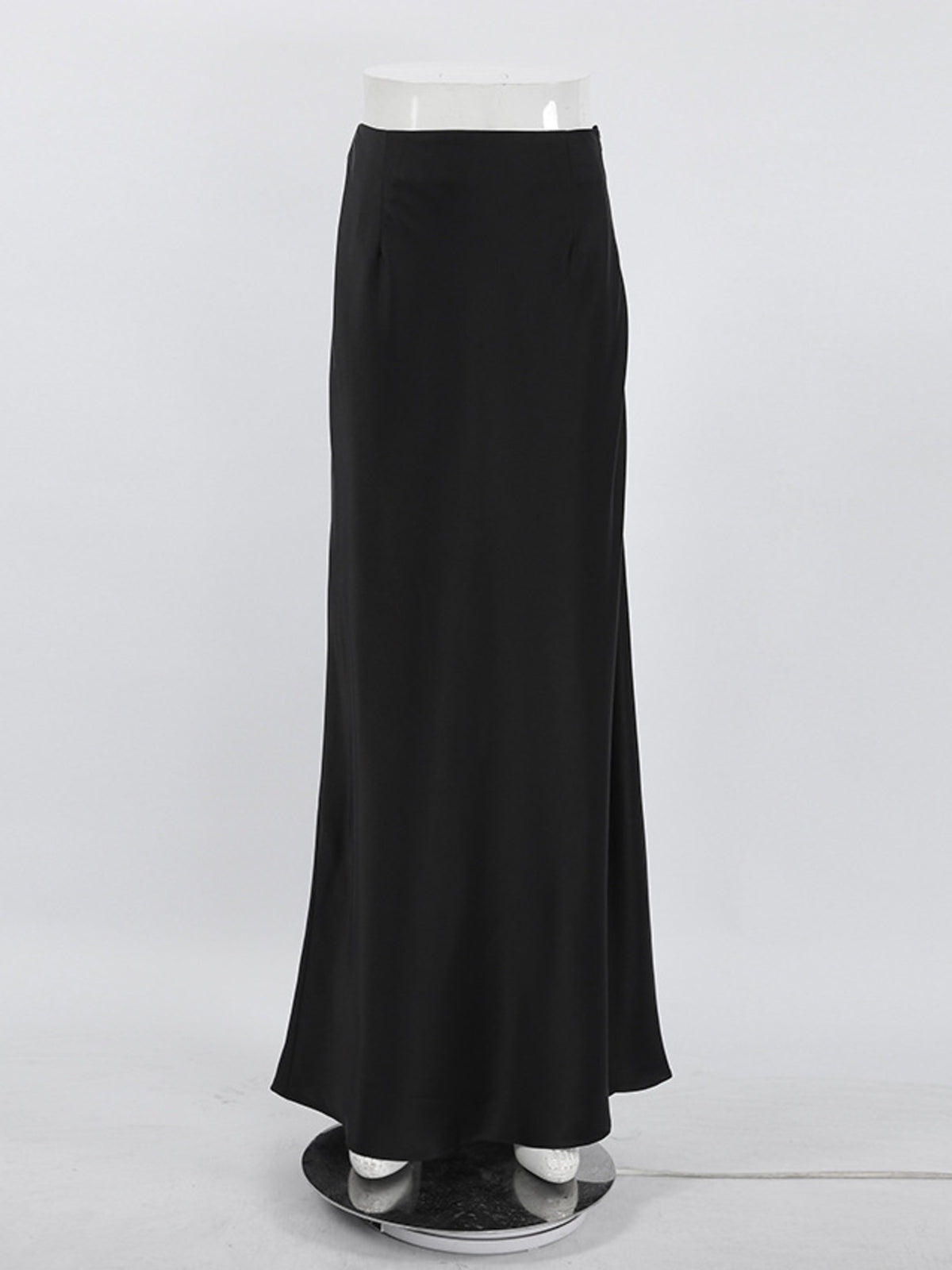 High-Waist Maxi Skirt in Black