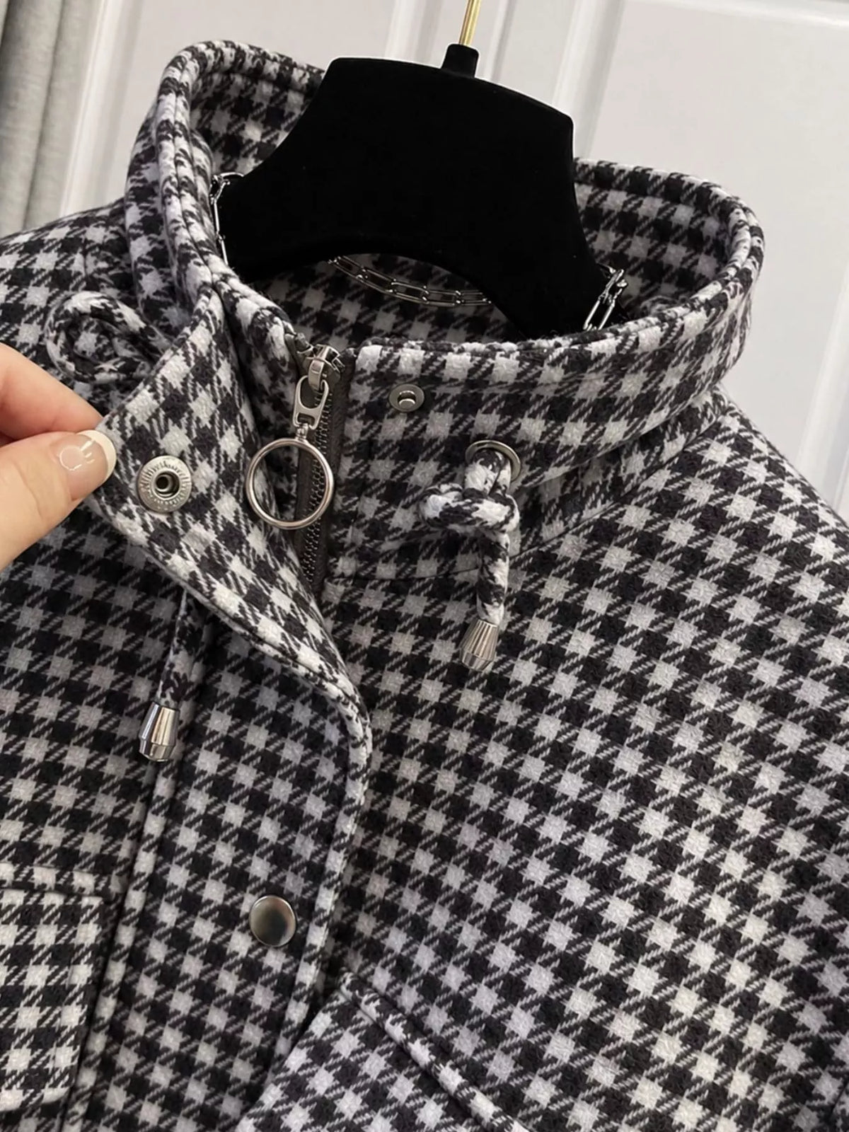 Plaid Cropped Zip-Up Jacket
